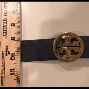 Tory Burch belt - black/ brown reversible!